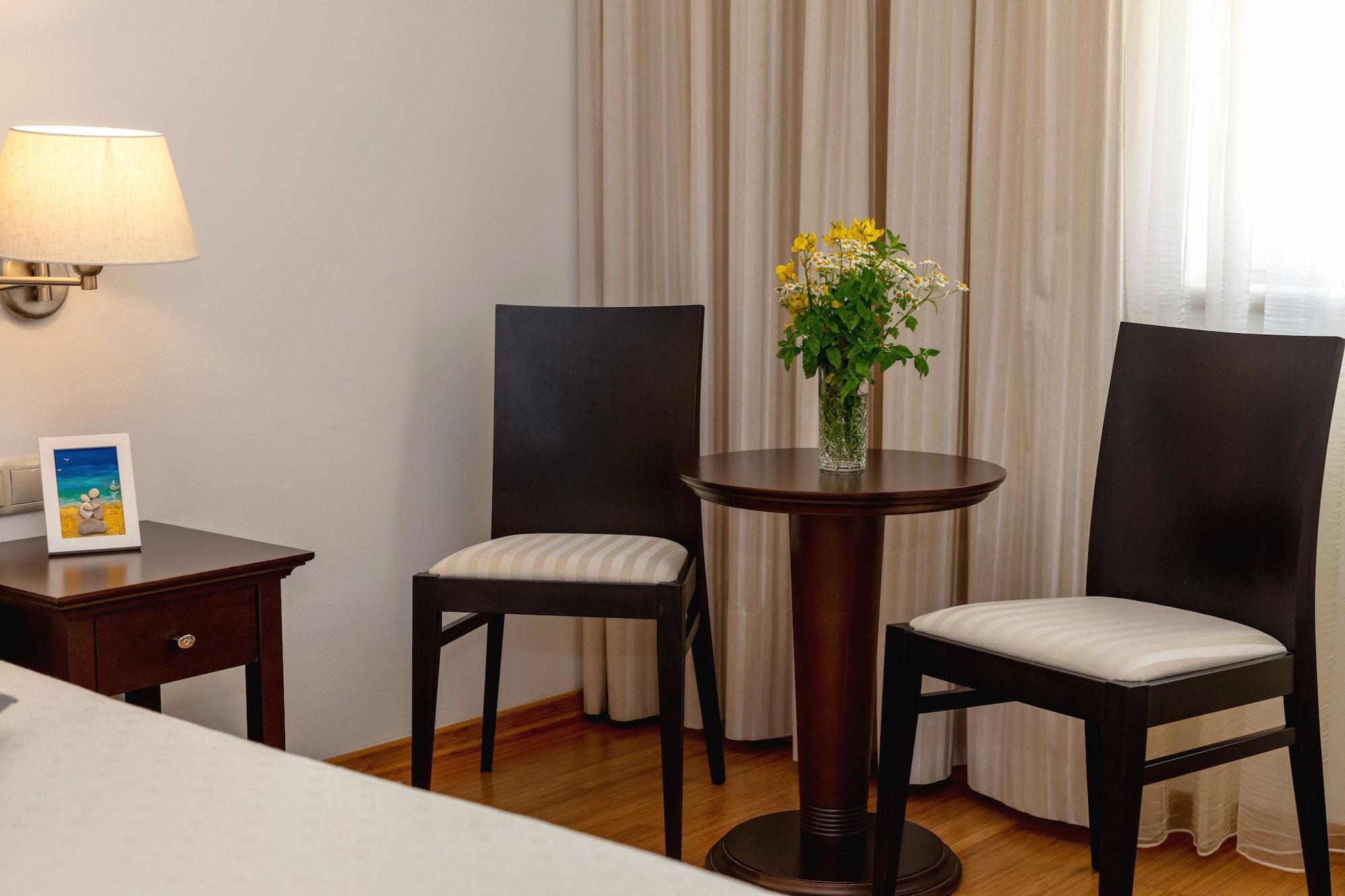 Hotel Croatia Baška Voda Εξωτερικό φωτογραφία