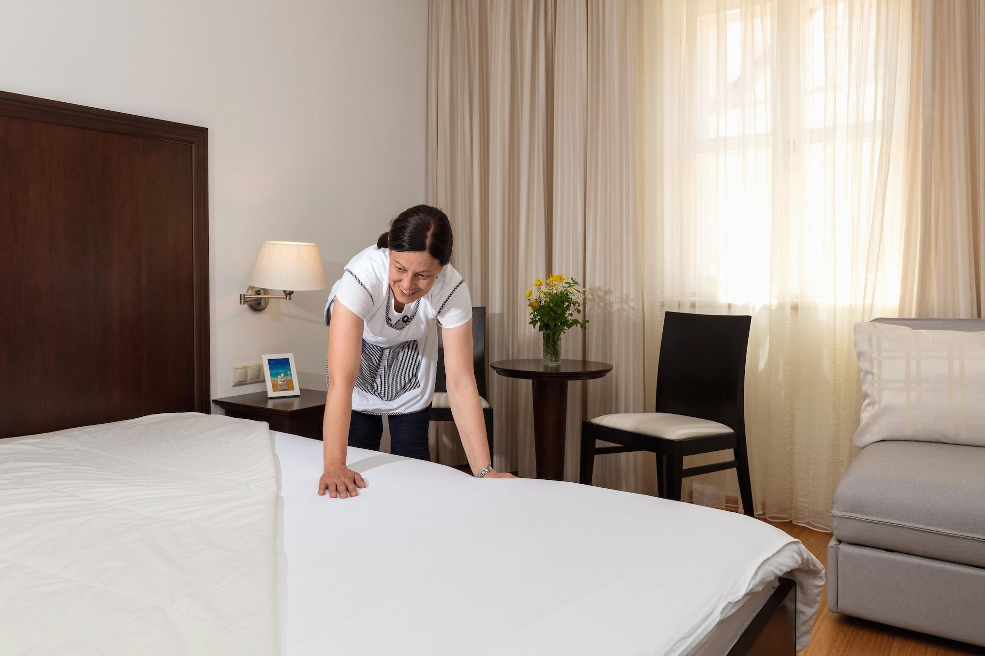 Hotel Croatia Baška Voda Εξωτερικό φωτογραφία