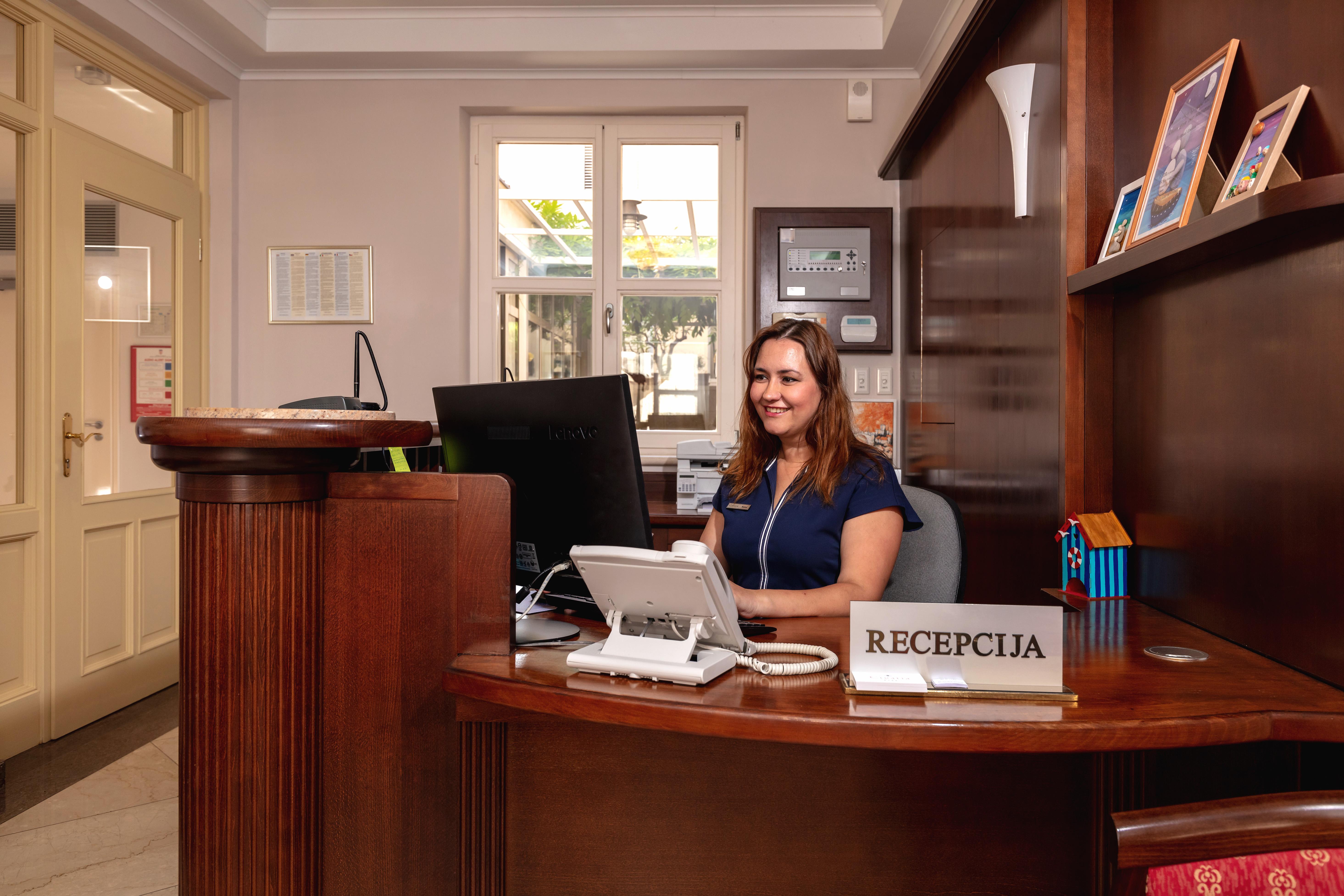 Hotel Croatia Baška Voda Εξωτερικό φωτογραφία