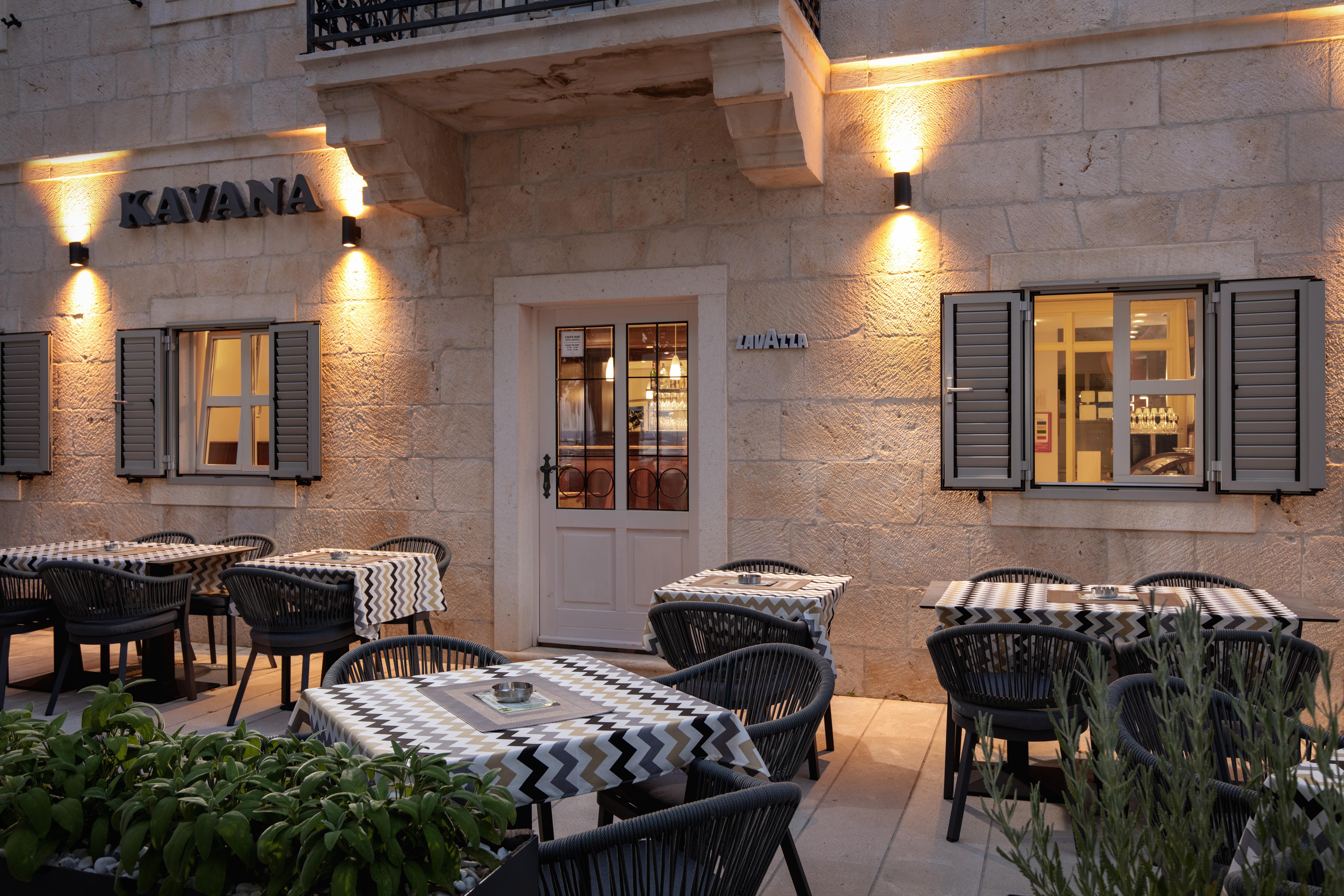Hotel Croatia Baška Voda Εξωτερικό φωτογραφία