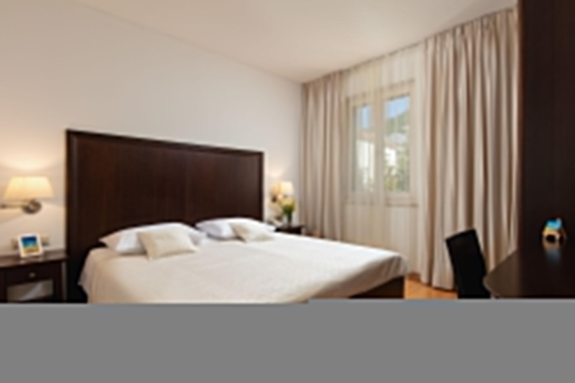 Hotel Croatia Baška Voda Εξωτερικό φωτογραφία