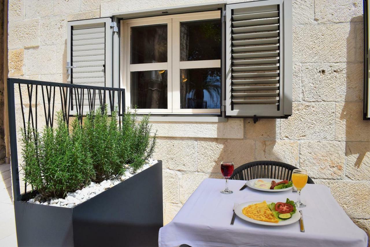 Hotel Croatia Baška Voda Εξωτερικό φωτογραφία